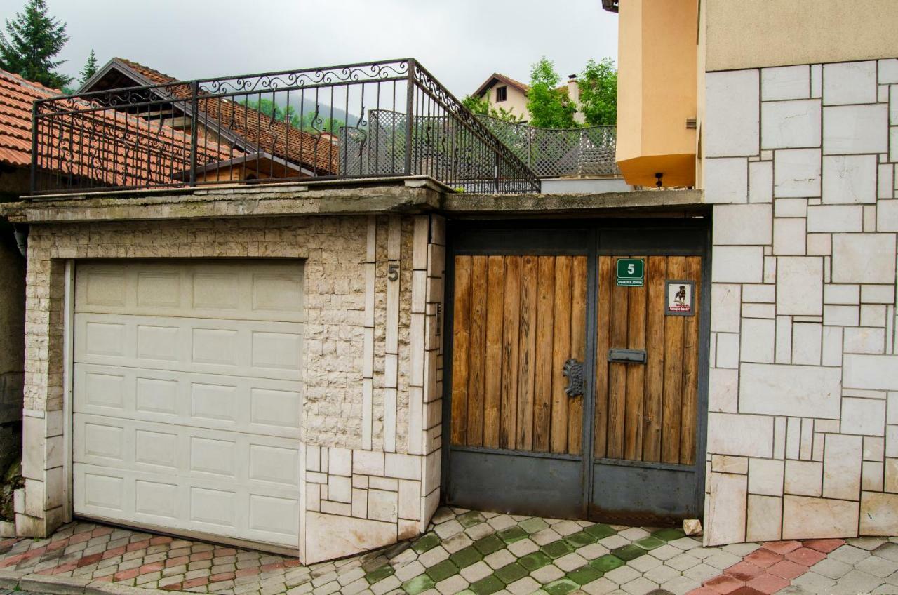 Apartmani Aa Sarajevo Esterno foto